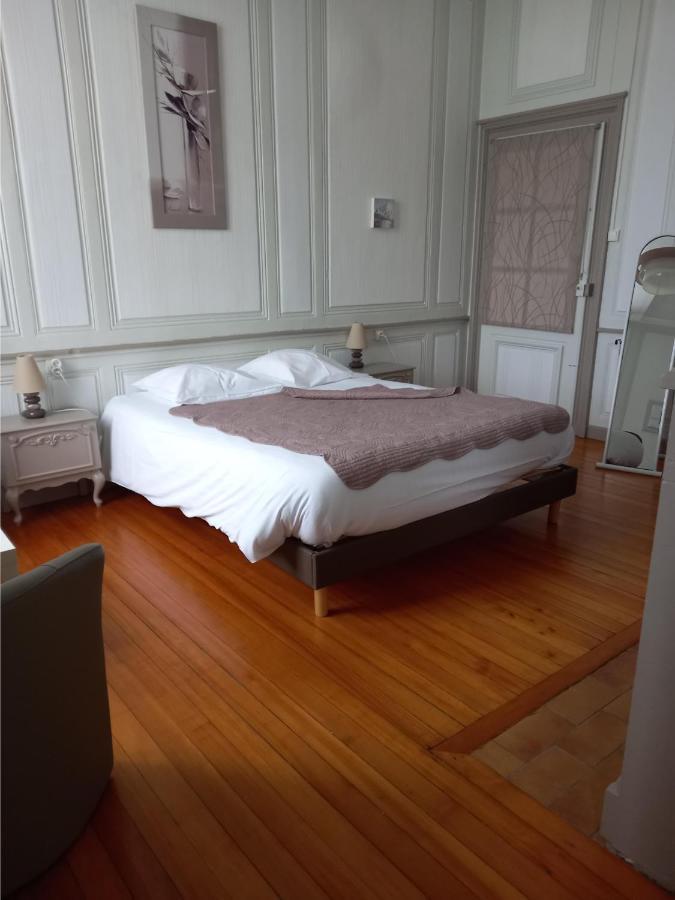 Le Chateau De Buchy Buchy  Kültér fotó